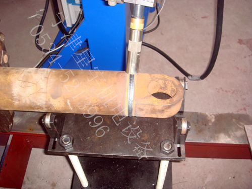 液压油缸环缝焊接专机